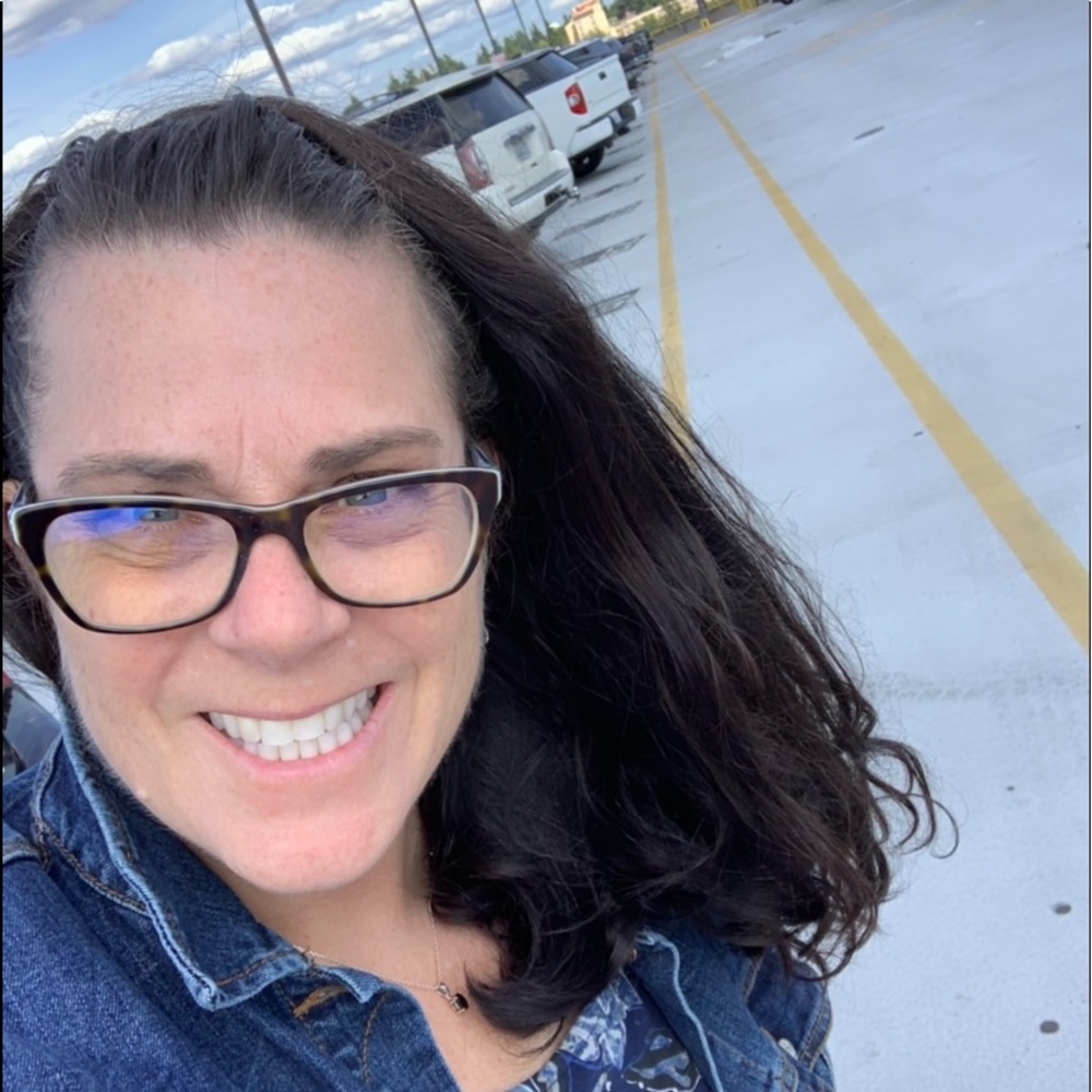 Meet your Posher, Jeanne